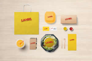 Criação de logotipo e criação de marca com identidade visual para restaurante por Comum Estúdio de Design